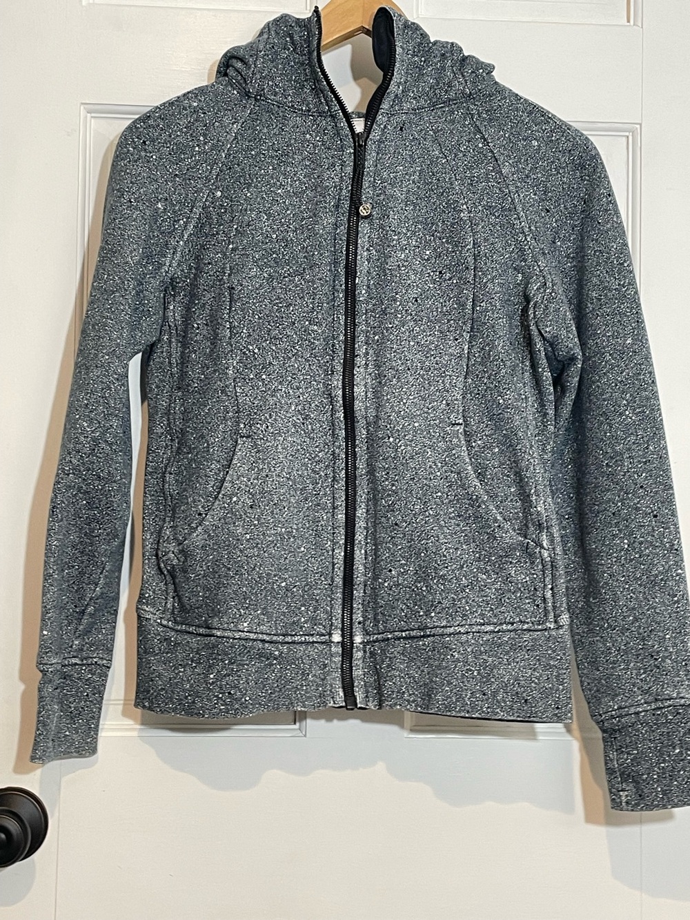 Lululemon Scuba Hoodie Jacket Gray Heather Full Zip Thumbholes Womens Size 8